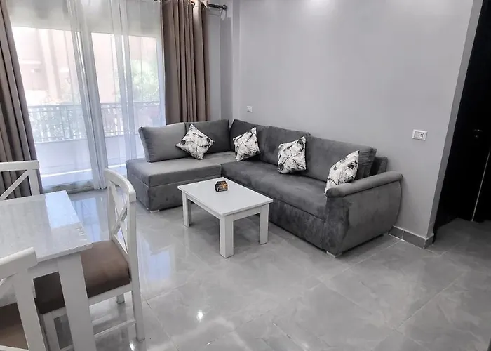 Sierra Apartment, Sheikh